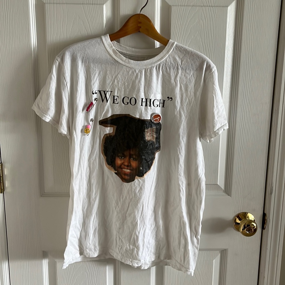 Michelle Obama "We Go High" T-shirt Size Medium